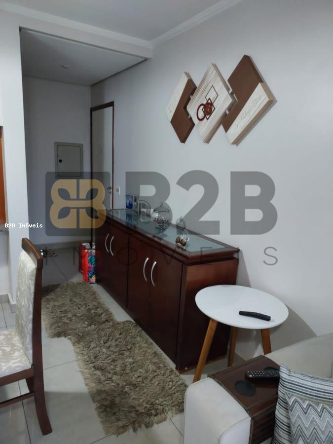 Apartamento à venda com 3 quartos, 68m² - Foto 4