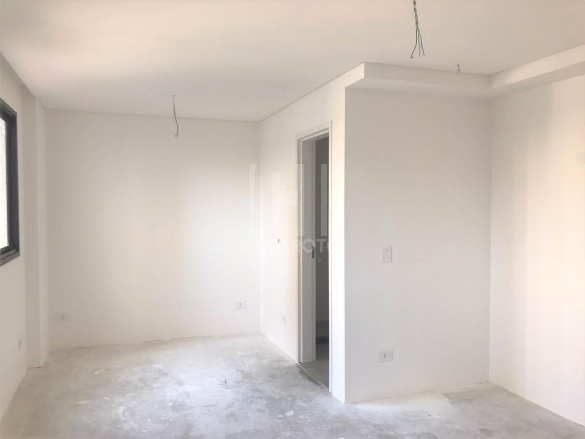 Apartamento à venda com 1 quarto, 34m² - Foto 2