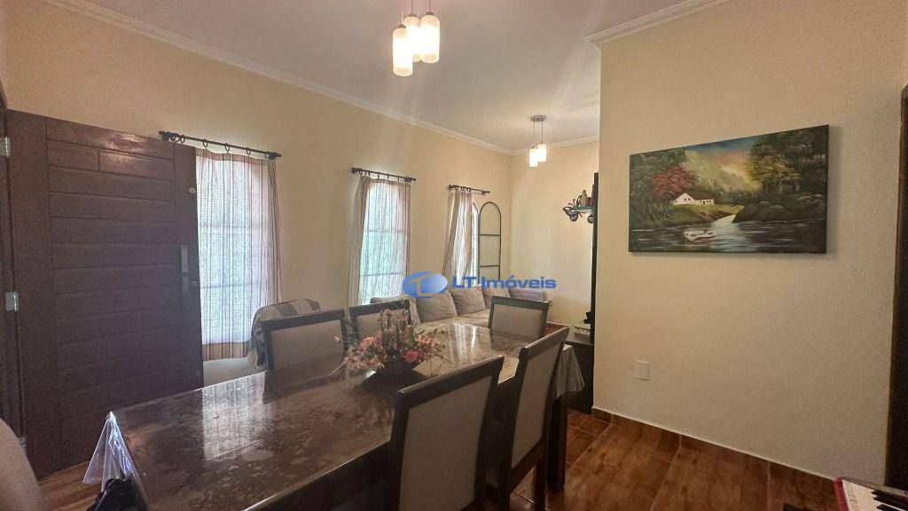 Casa à venda com 3 quartos, 139m² - Foto 8