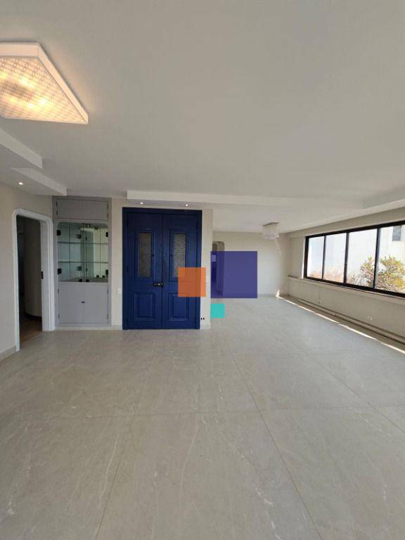 Apartamento à venda com 3 quartos, 180m² - Foto 13