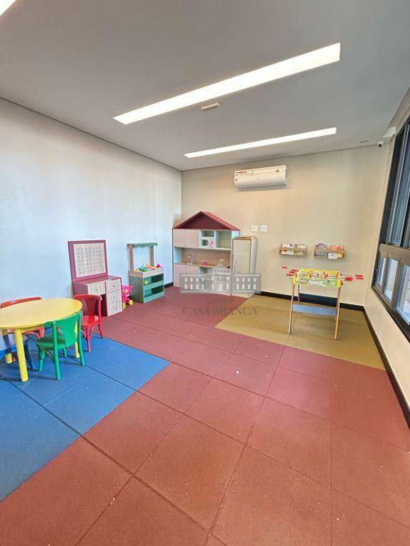 Apartamento à venda e aluguel com 3 quartos, 205m² - Foto 19