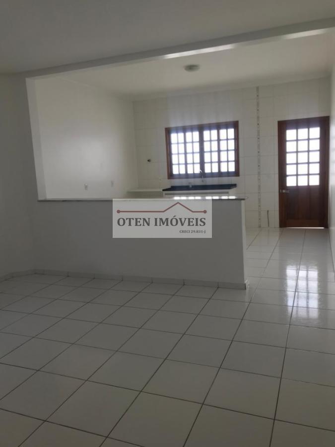 Casa à venda com 3 quartos, 160m² - Foto 1