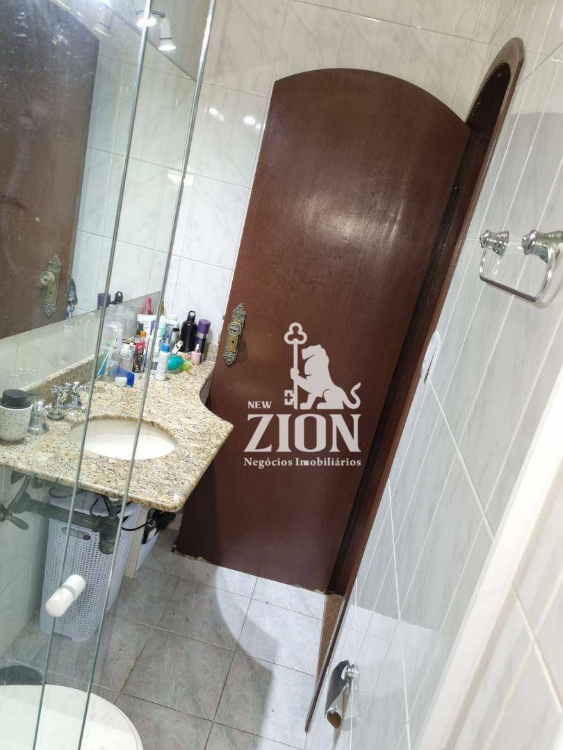 Casa à venda com 3 quartos, 210m² - Foto 23
