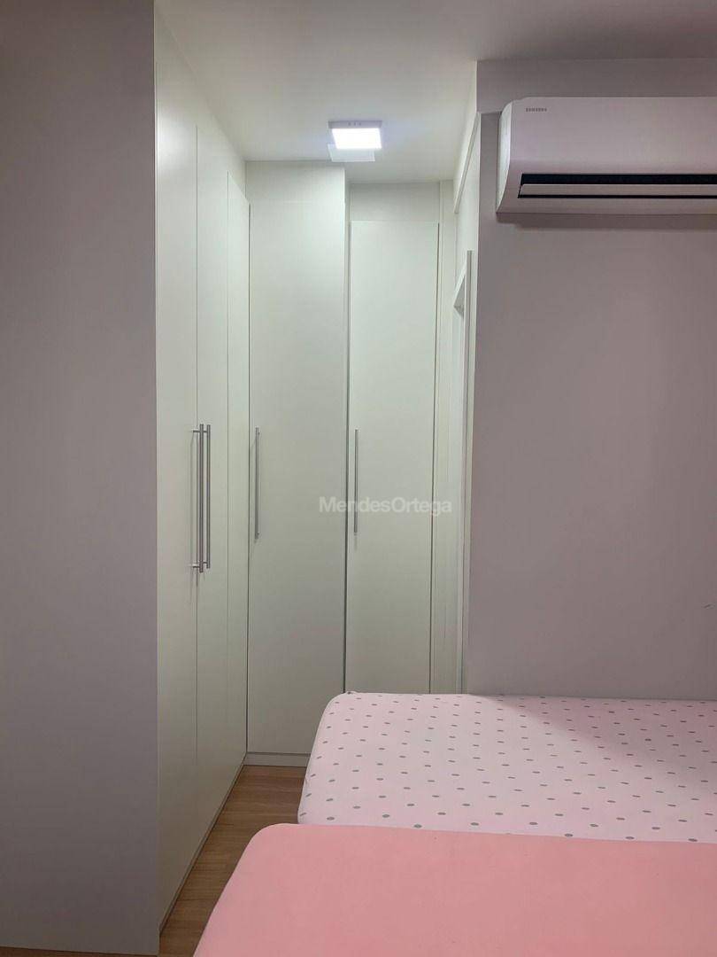 Apartamento à venda com 2 quartos, 62m² - Foto 15