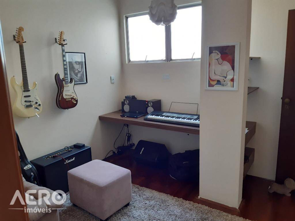 Apartamento à venda com 4 quartos, 249m² - Foto 5