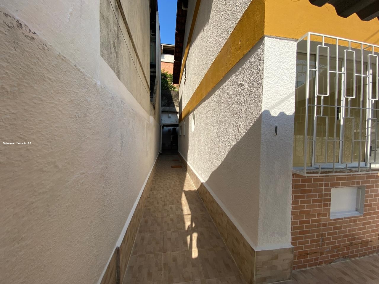 Casa para alugar com 2 quartos, 75m² - Foto 18