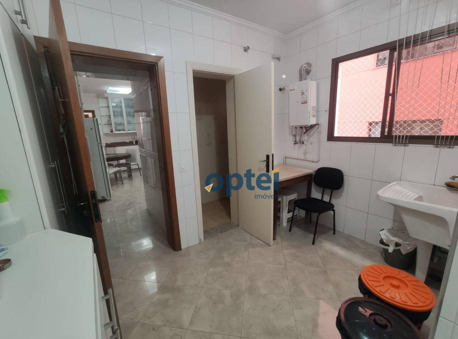 Apartamento à venda com 4 quartos, 210m² - Foto 14