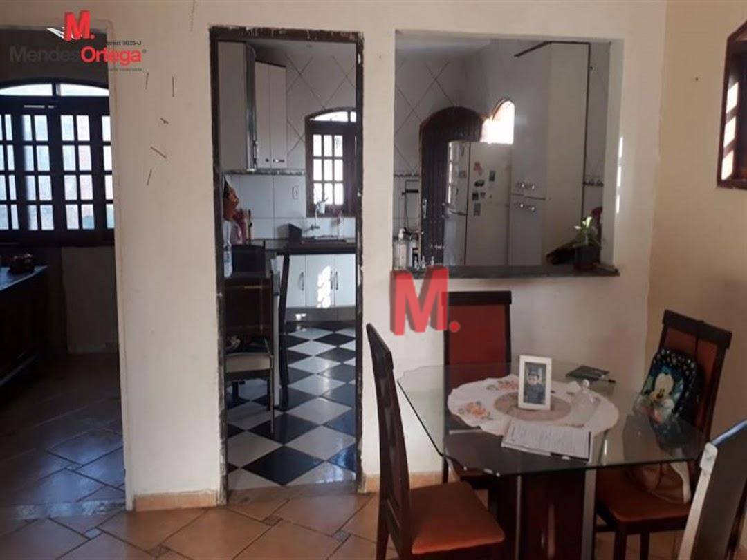 Casa à venda com 3 quartos, 151m² - Foto 5