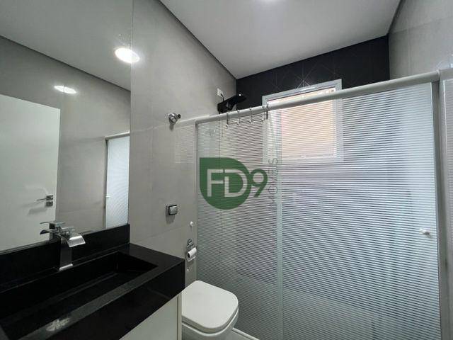 Casa de Condomínio à venda com 3 quartos, 215m² - Foto 27