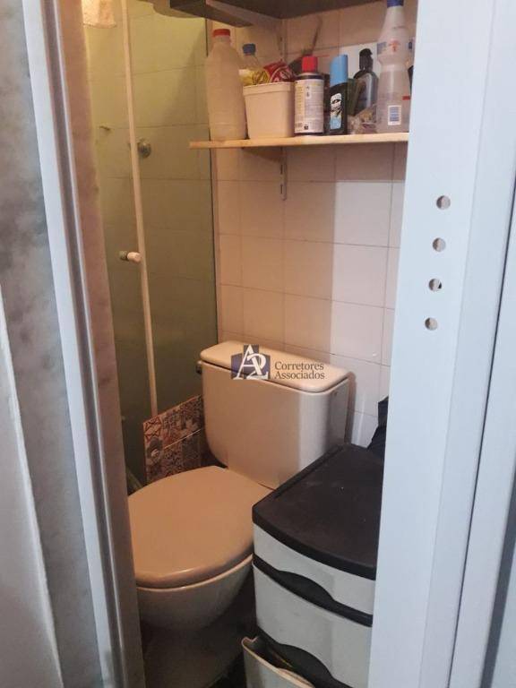 Apartamento à venda com 2 quartos, 61m² - Foto 18