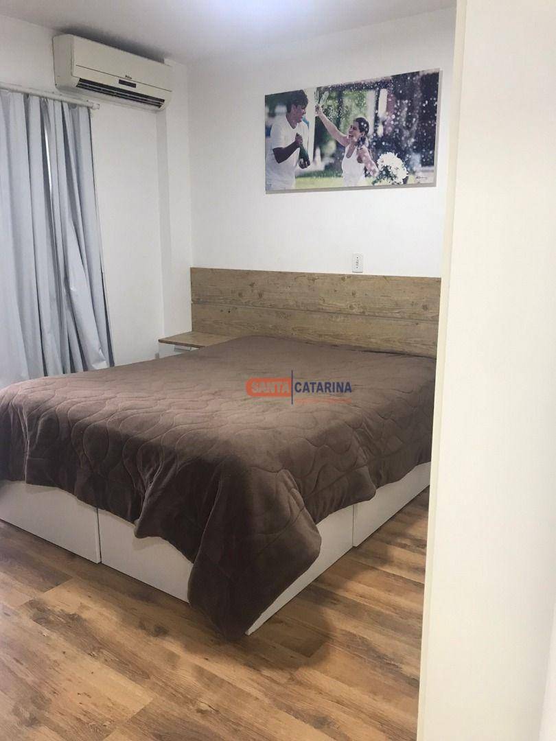 Apartamento à venda com 2 quartos, 58m² - Foto 16