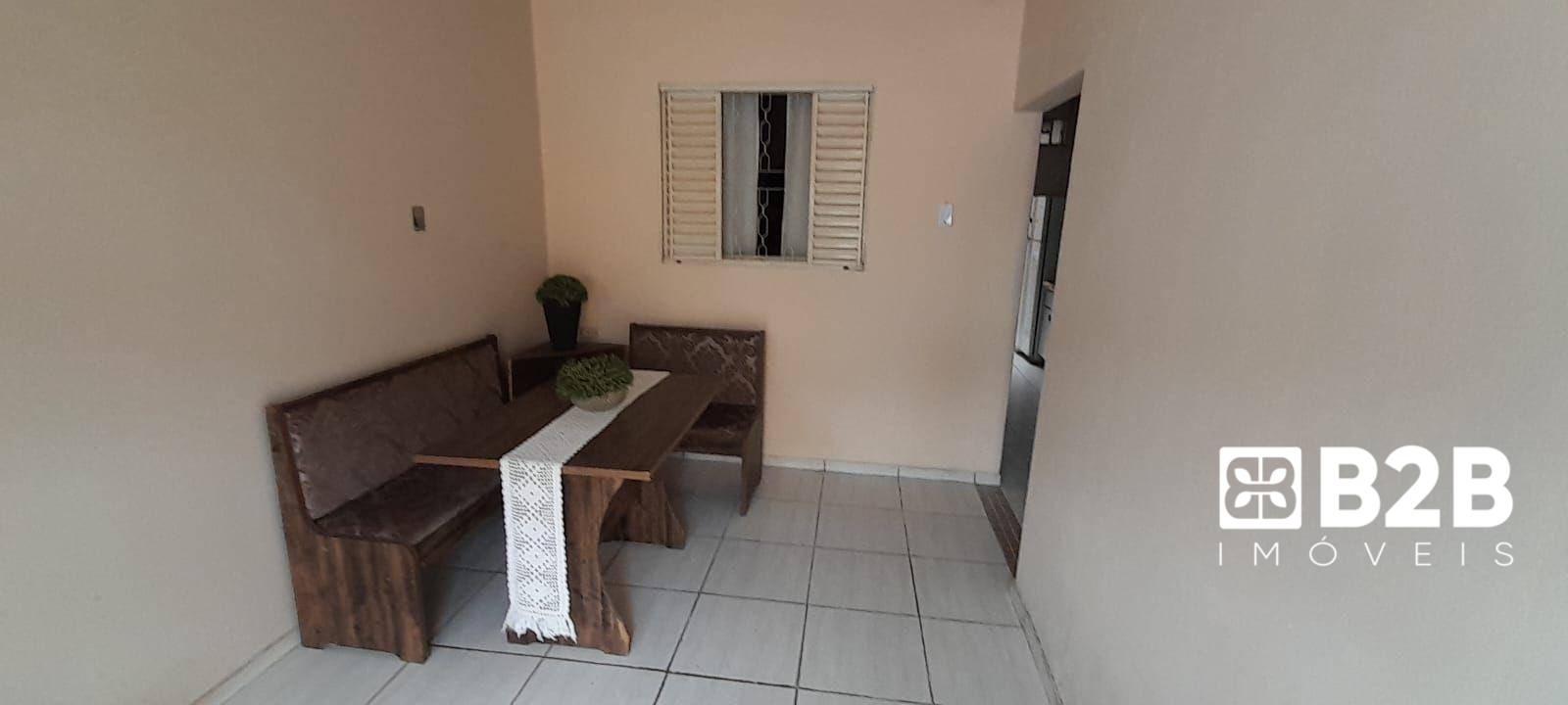Casa à venda com 1 quarto, 60m² - Foto 1