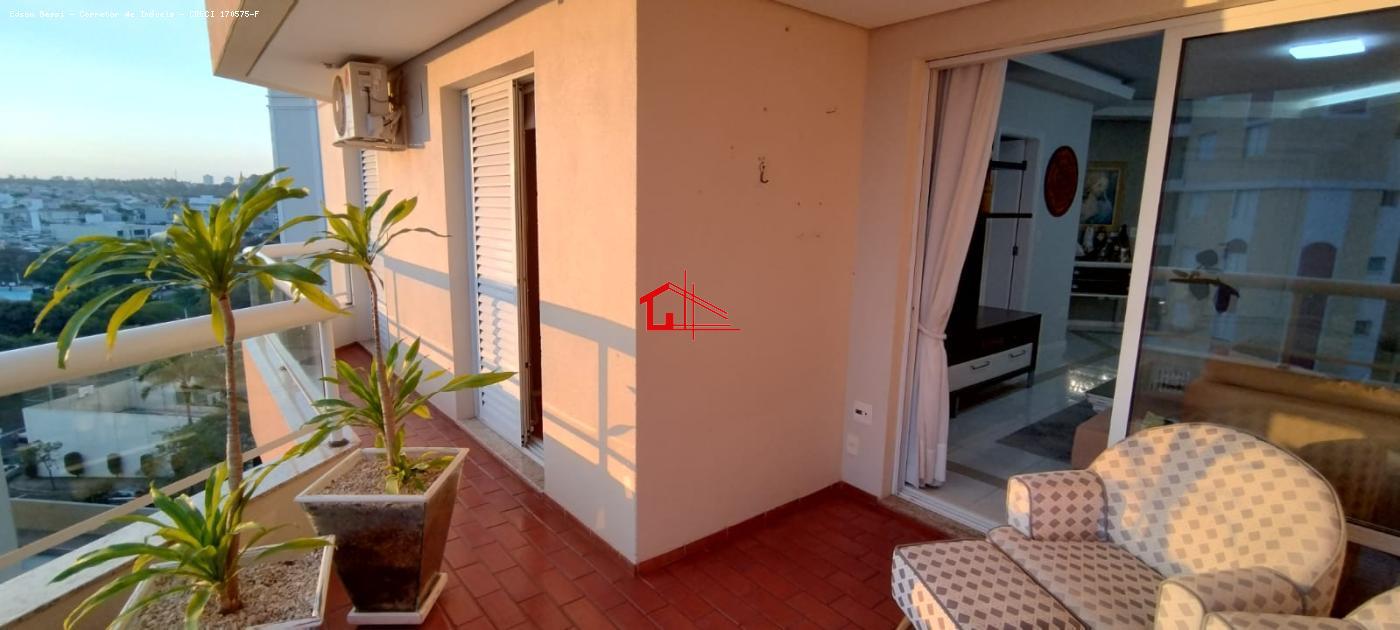 Apartamento à venda com 4 quartos, 212m² - Foto 26