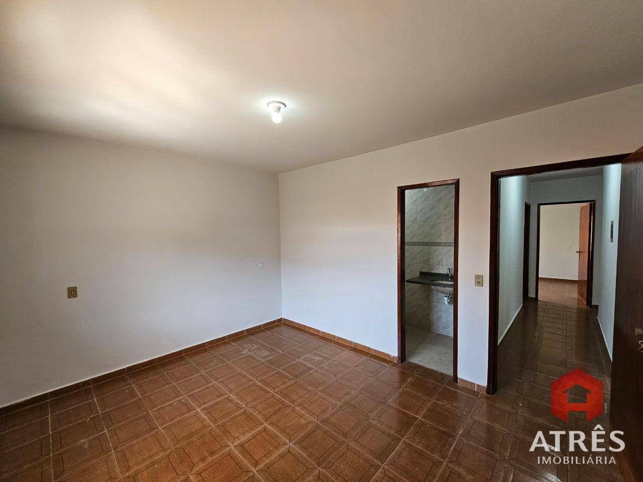 Casa para alugar com 3 quartos, 205m² - Foto 9