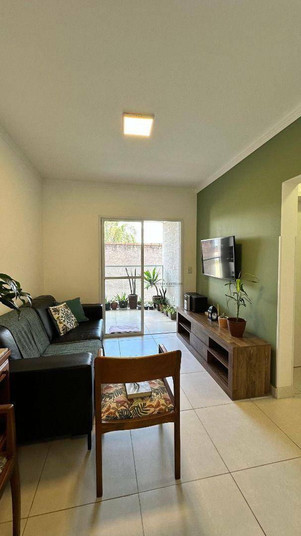Apartamento à venda com 2 quartos, 67m² - Foto 4