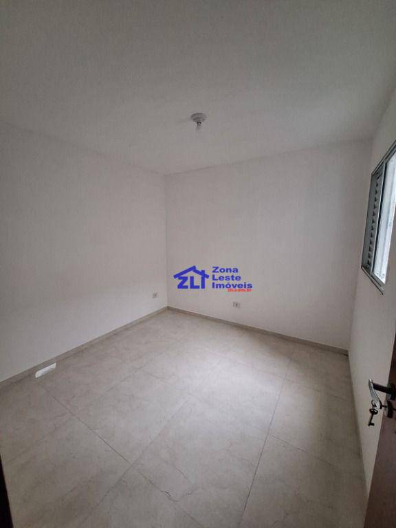 Apartamento à venda com 2 quartos, 43m² - Foto 4