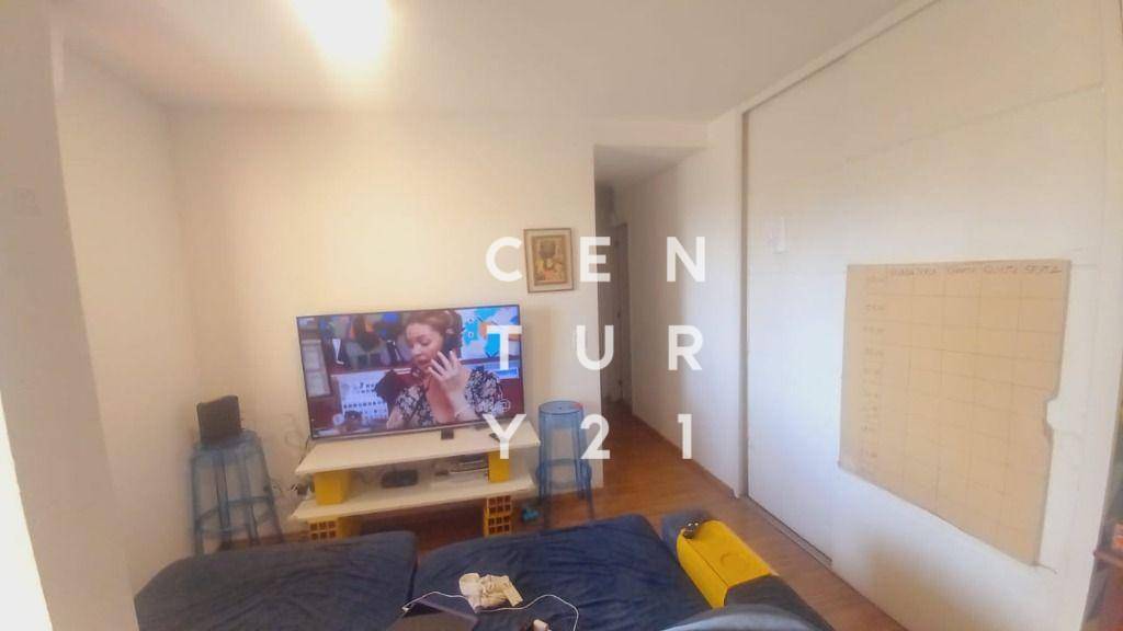 Apartamento à venda com 3 quartos, 77m² - Foto 2