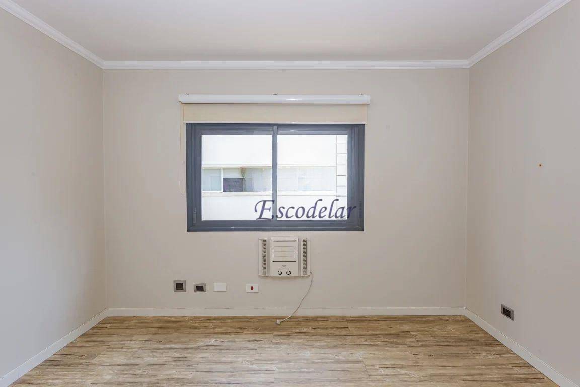 Apartamento à venda com 3 quartos, 136m² - Foto 8