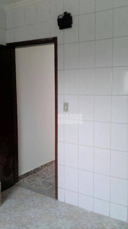 Sobrado à venda com 3 quartos, 130m² - Foto 13