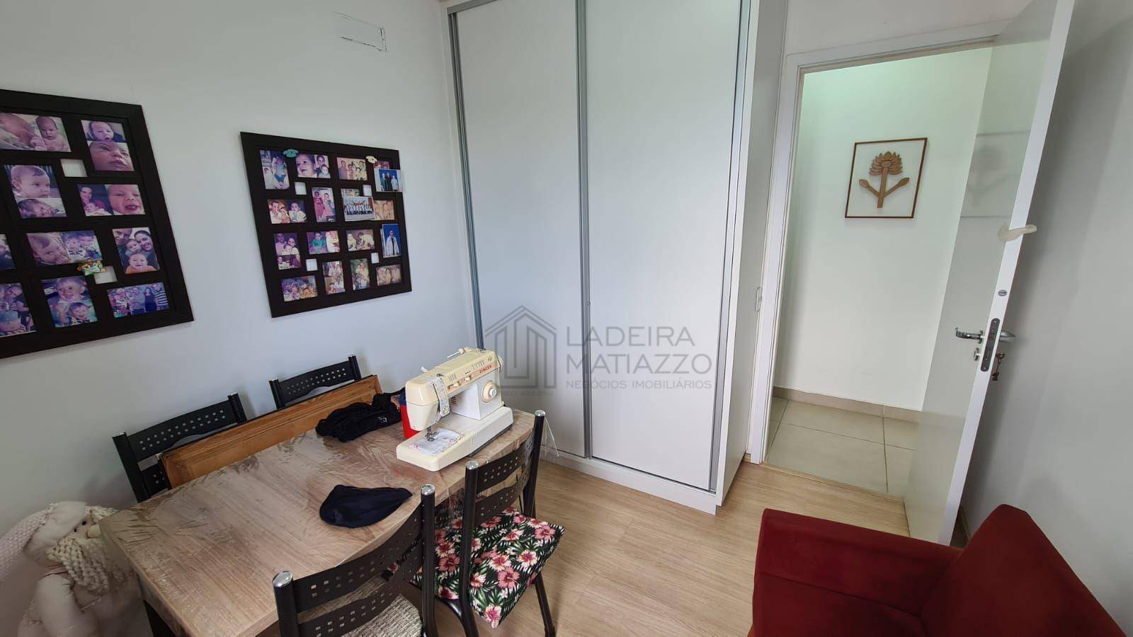 Apartamento à venda com 3 quartos, 77m² - Foto 9