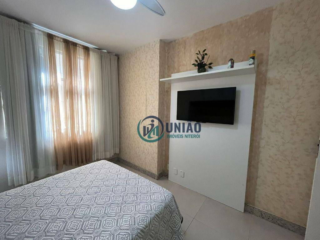 Apartamento à venda com 2 quartos, 115m² - Foto 32