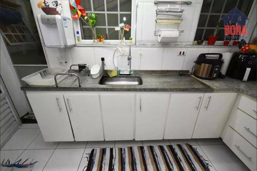 Sobrado à venda com 3 quartos, 200m² - Foto 12