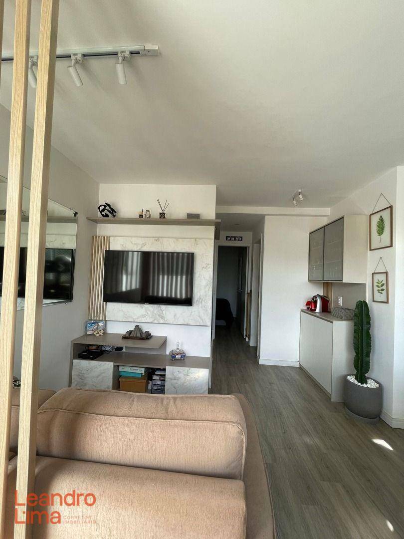 Apartamento à venda com 2 quartos, 40m² - Foto 6