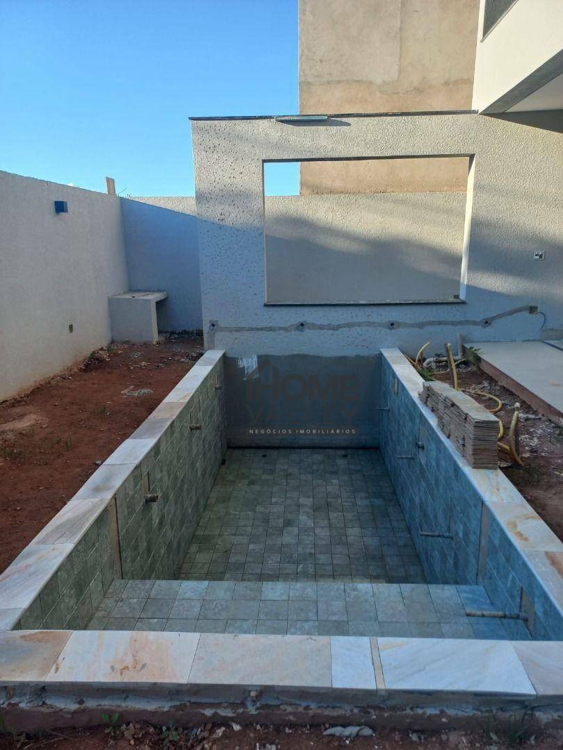 Casa de Condomínio à venda com 3 quartos, 300m² - Foto 16