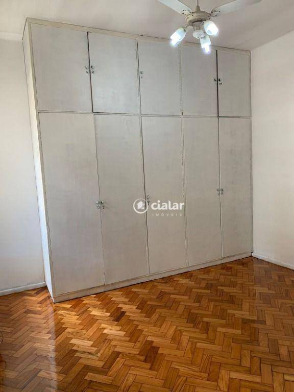 Apartamento à venda com 3 quartos, 173m² - Foto 13