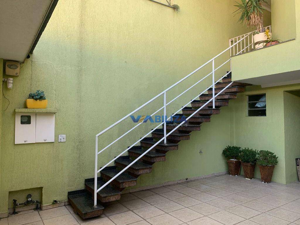 Sobrado para alugar com 4 quartos, 206m² - Foto 55