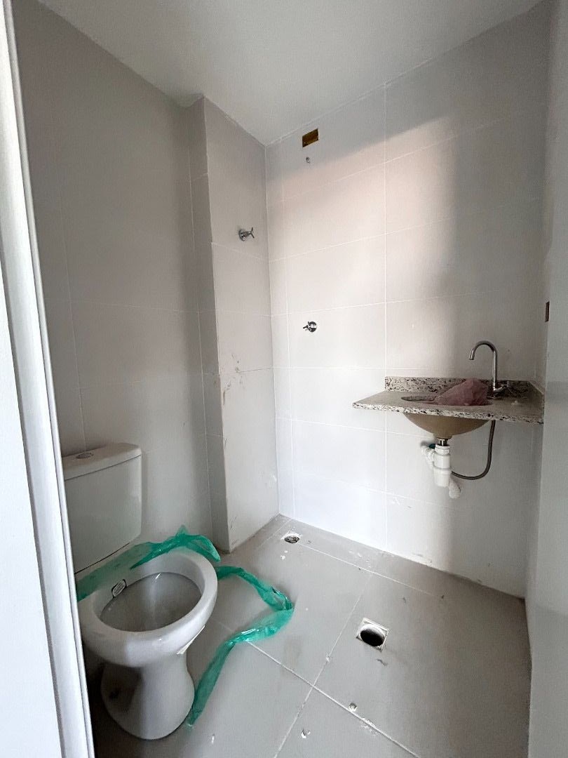 Apartamento à venda com 2 quartos, 41m² - Foto 18