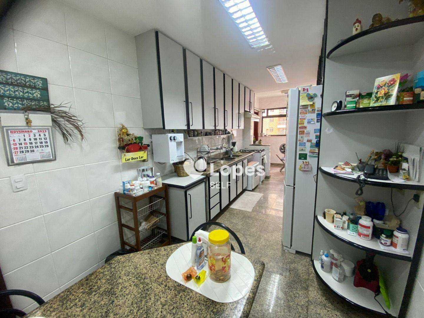 Apartamento à venda com 4 quartos, 250m² - Foto 13