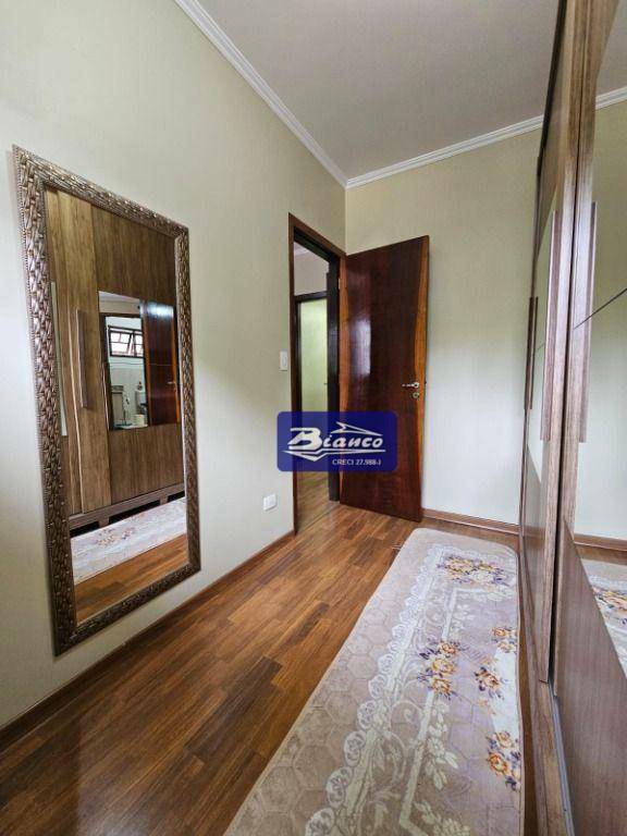 Sobrado à venda com 3 quartos, 236m² - Foto 22