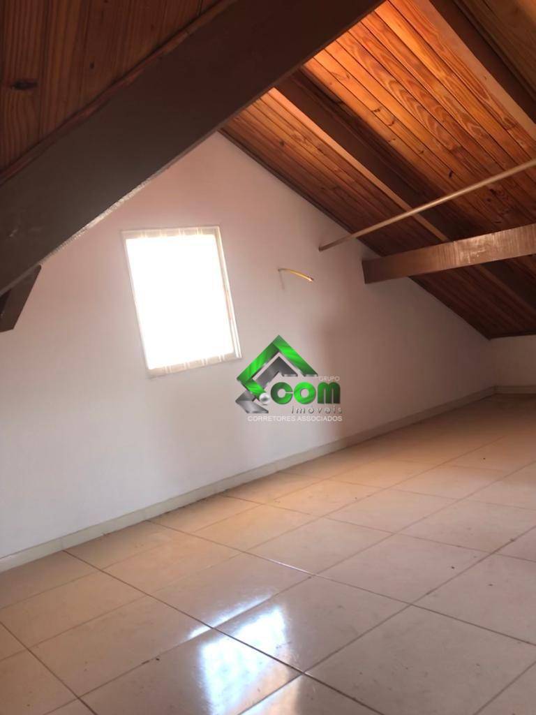 Casa à venda com 7 quartos, 410m² - Foto 7