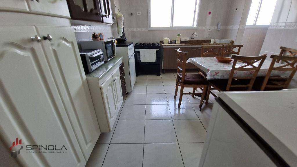 Apartamento à venda com 3 quartos, 140m² - Foto 28