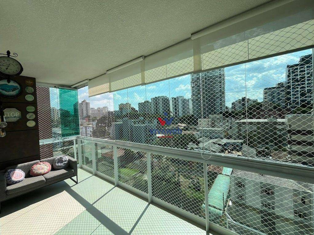 Apartamento à venda com 3 quartos, 168m² - Foto 2