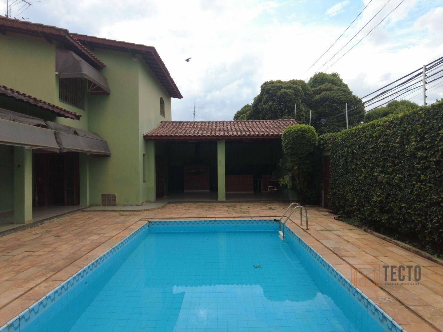 Casa à venda e aluguel com 3 quartos, 384m² - Foto 33