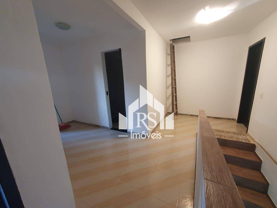 Casa à venda com 5 quartos, 220m² - Foto 20