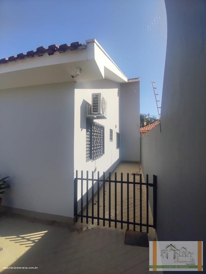 Casa à venda com 4 quartos, 360m² - Foto 22