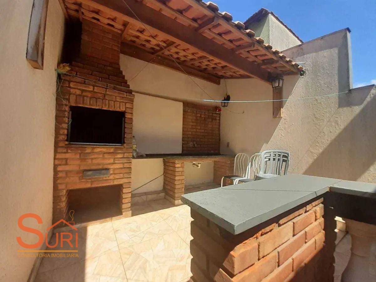 Sobrado à venda com 2 quartos, 110m² - Foto 2