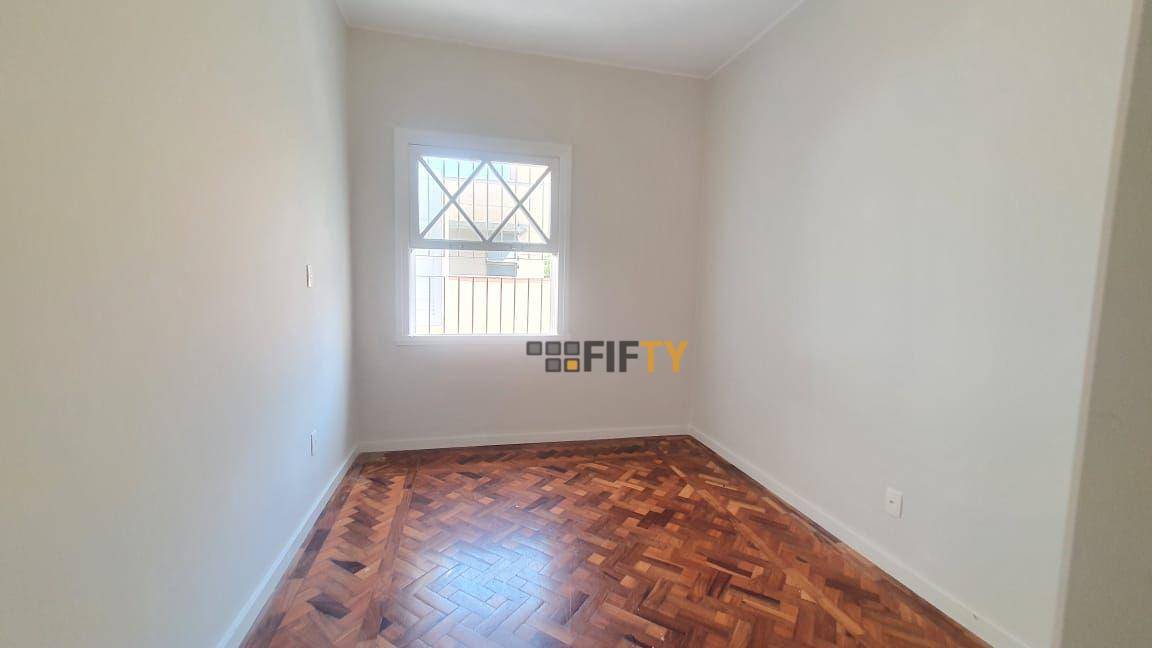 Casa para alugar com 4 quartos, 450m² - Foto 26