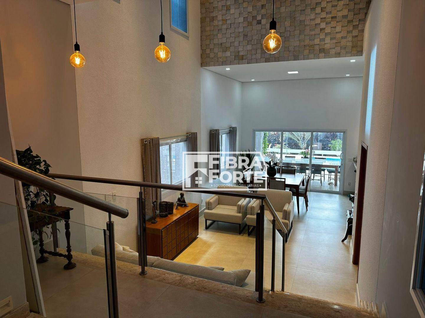 Casa de Condomínio à venda com 3 quartos, 260m² - Foto 3