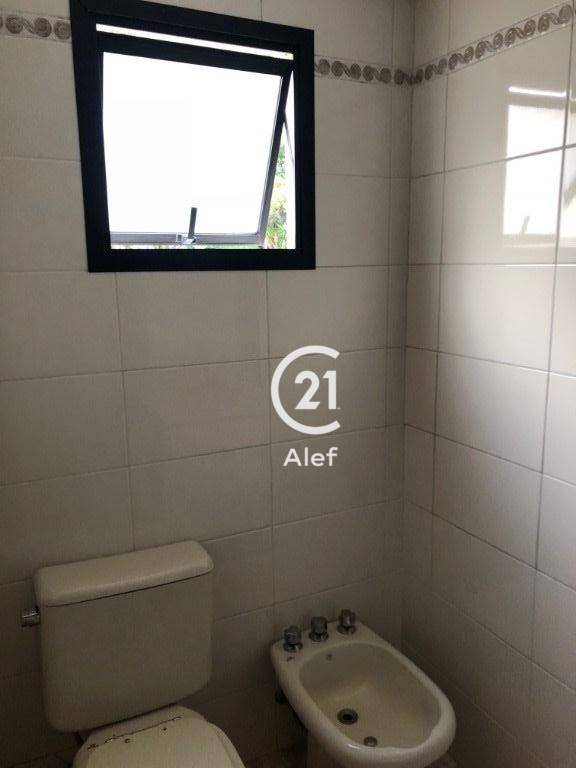 Apartamento para alugar com 3 quartos, 110m² - Foto 8