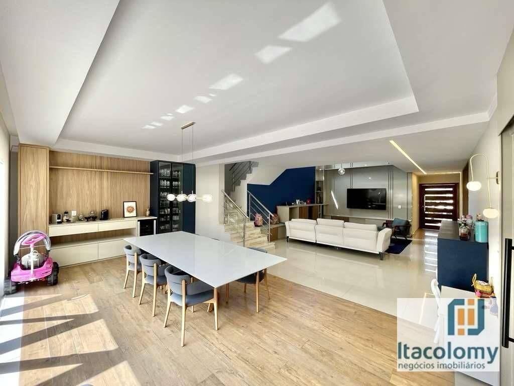 Casa de Condomínio à venda com 4 quartos, 358m² - Foto 11