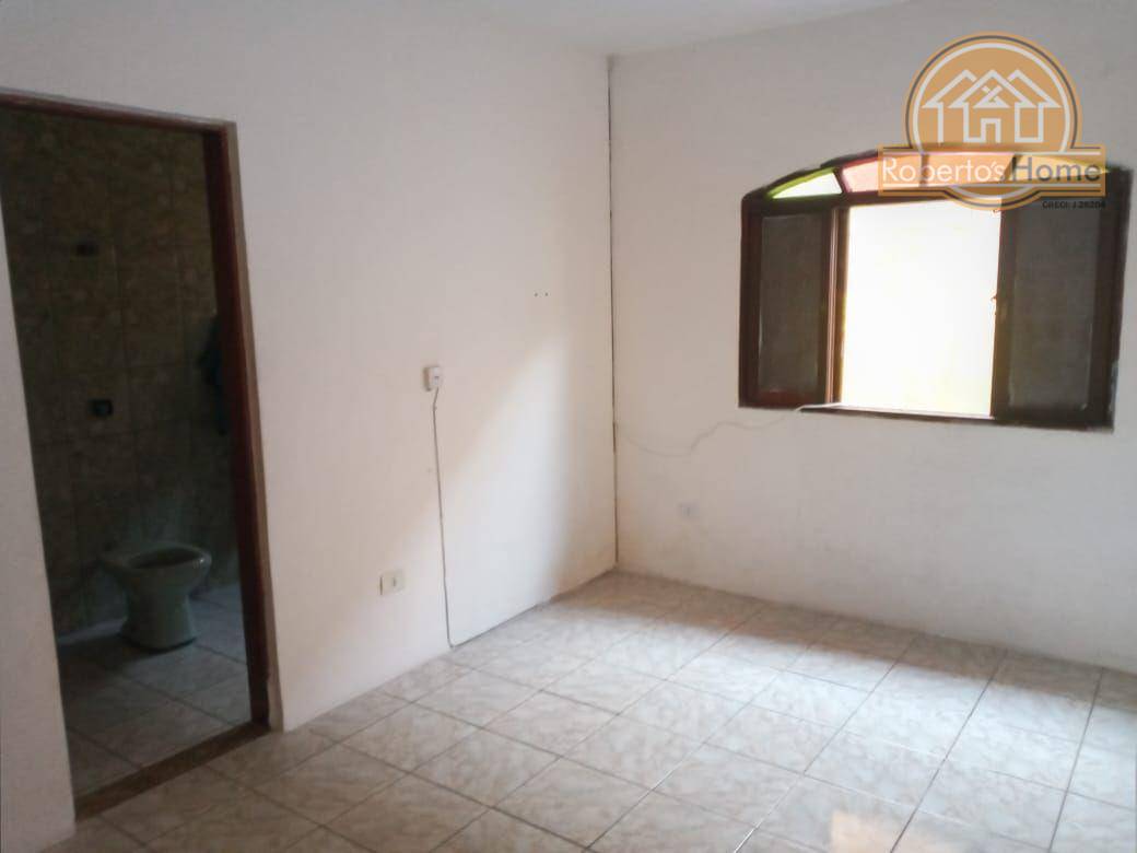 Casa à venda com 3 quartos, 100m² - Foto 7