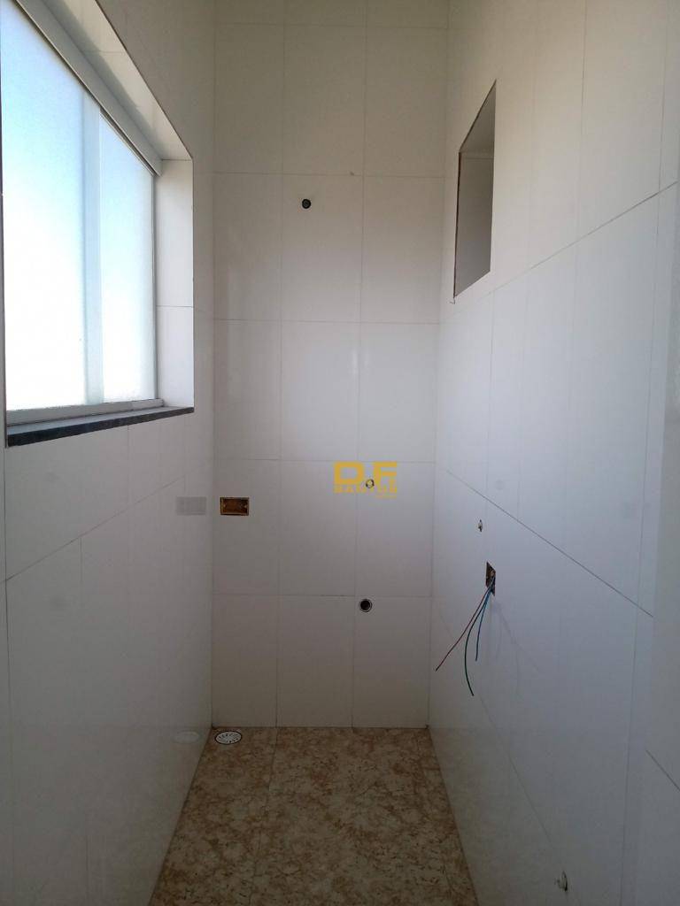 Casa à venda com 2 quartos, 85m² - Foto 8