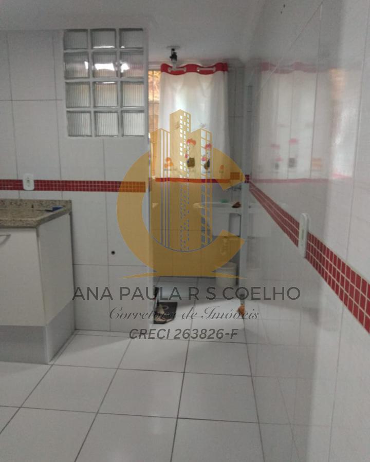 Apartamento à venda com 3 quartos, 70m² - Foto 1