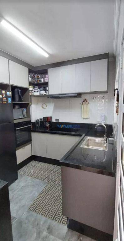 Sobrado à venda com 2 quartos, 120m² - Foto 25