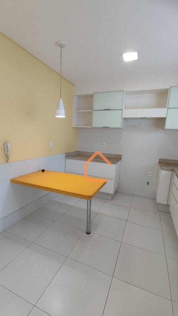 Casa à venda com 3 quartos, 180m² - Foto 12