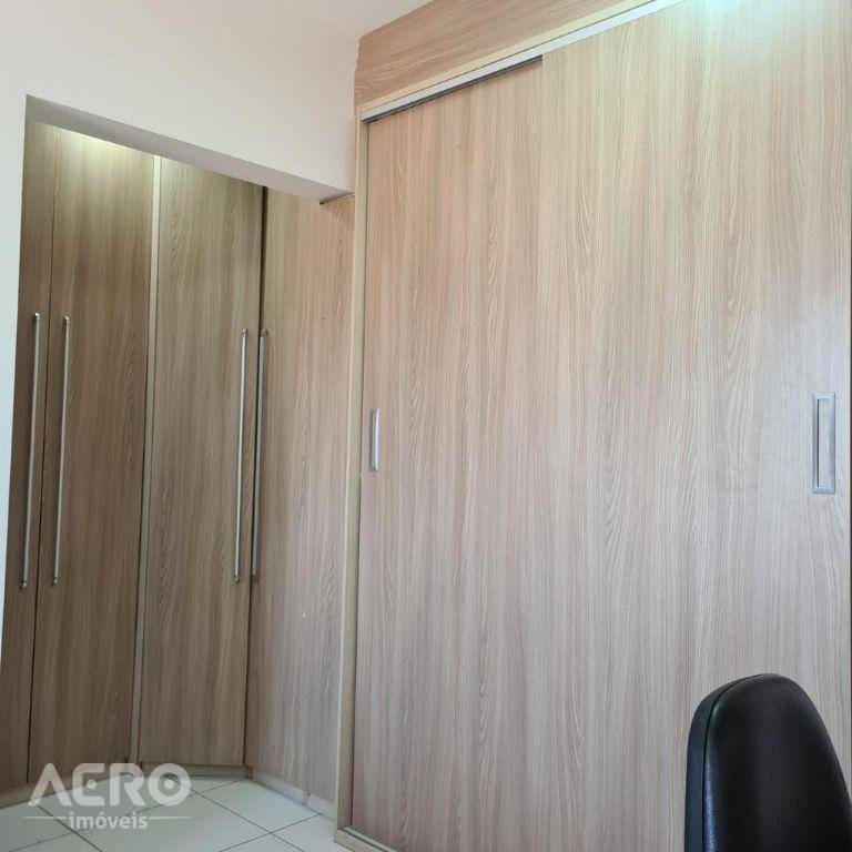 Apartamento à venda com 2 quartos, 66m² - Foto 9